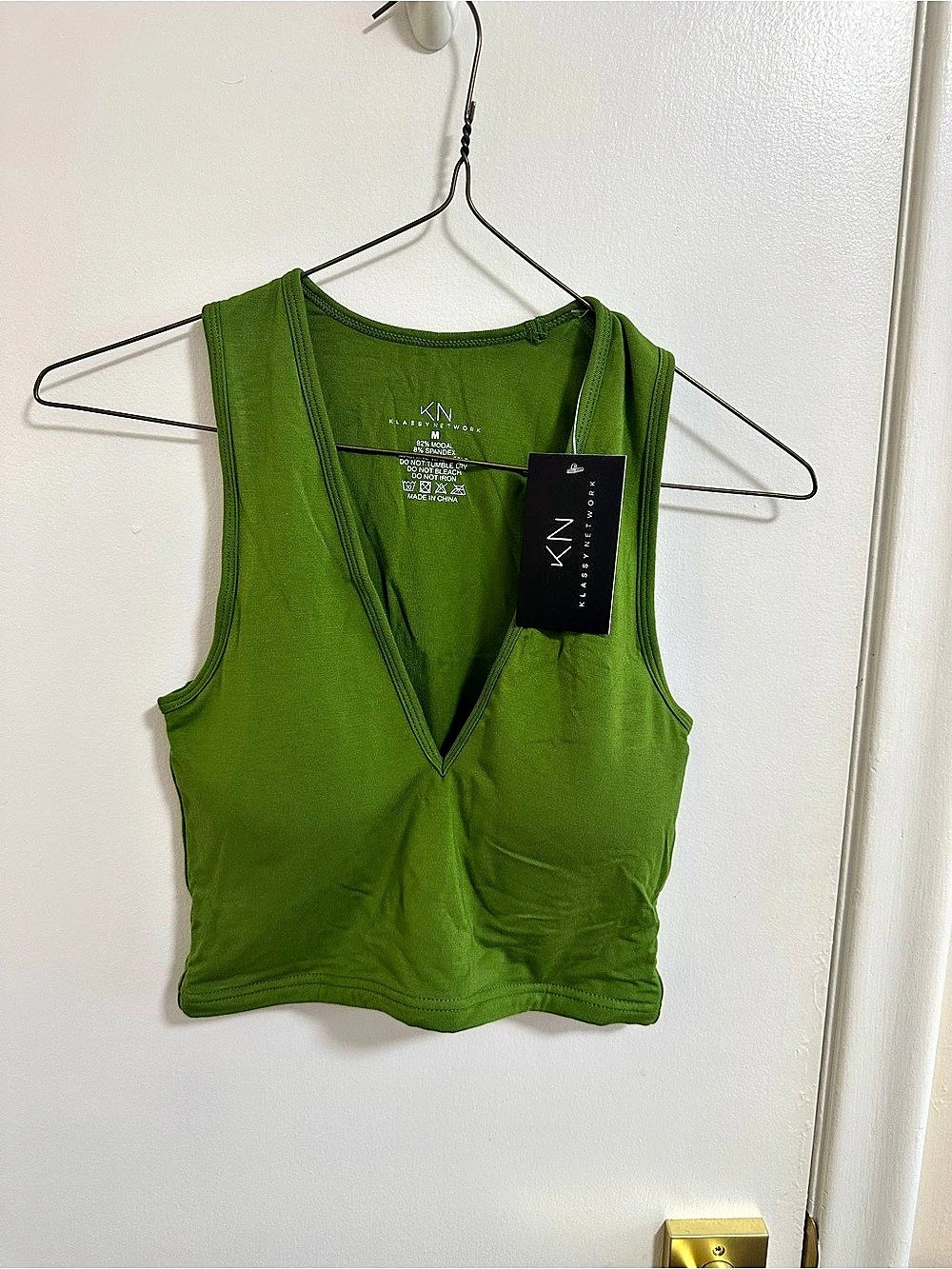 Klassy Network Green Cropped Tank Top NWT
